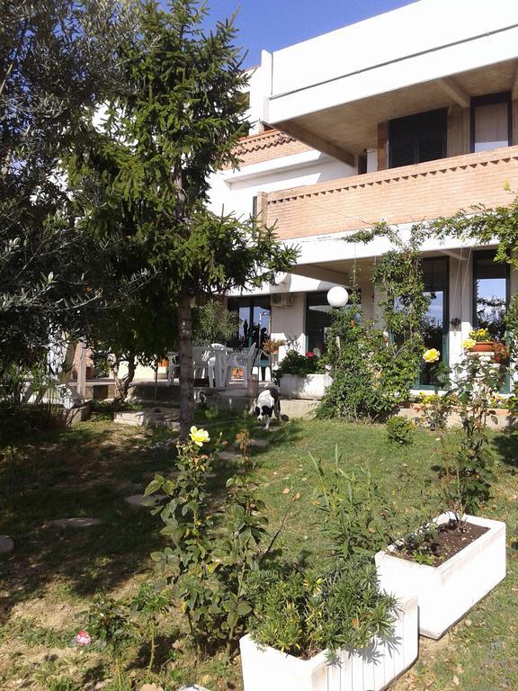 Villa Giuseppe Roseto Degli Abruzzi Pokoj fotografie